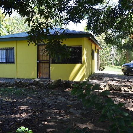 Casita Amarilla Villa Cahuita Luaran gambar